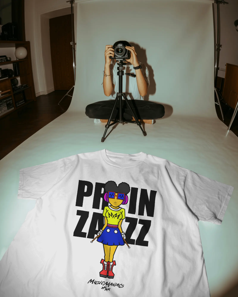 It's Prinzazz Signature White T-shirt